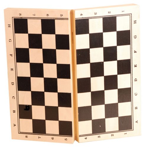 Kombinerat schackspel med schackbräde trä och backgammon trä. Storlek 29x29 cm. Beställ på LillaFilur.se