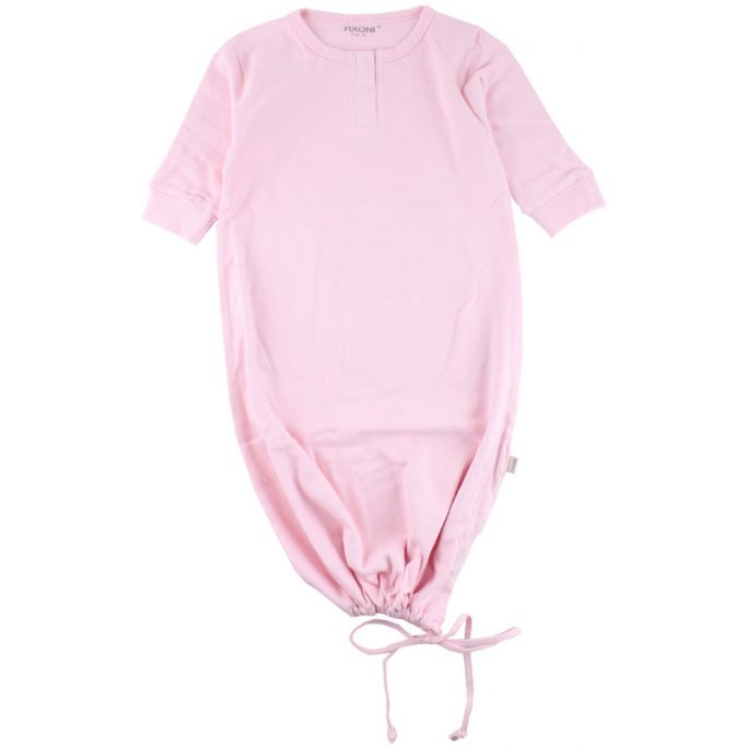 Sovklänning baby pyjamaspåse sovpåse. Rosa pyjamas för nyfödd utan ben. LillaFilur.se